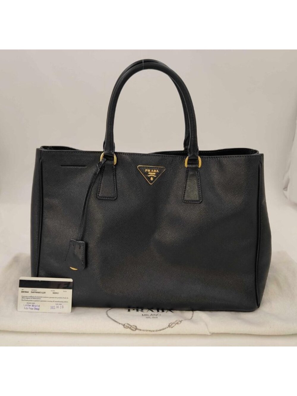 Prada Saffiano Luxe Tote Bag Black